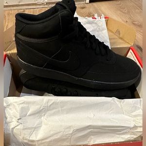 Men’s Nike court vision mid triple back